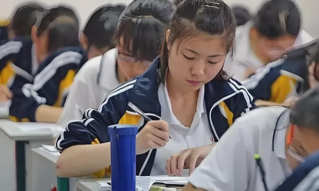 从学渣到学霸的蜕变！初三这样安排，中考轻松提100分！