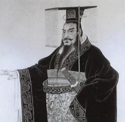 古代皇帝的工作：权力之巅的辛劳与责任