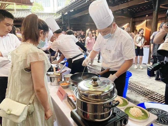 国内首份月子餐专家共识发布，七大维度科学指导产后营养
