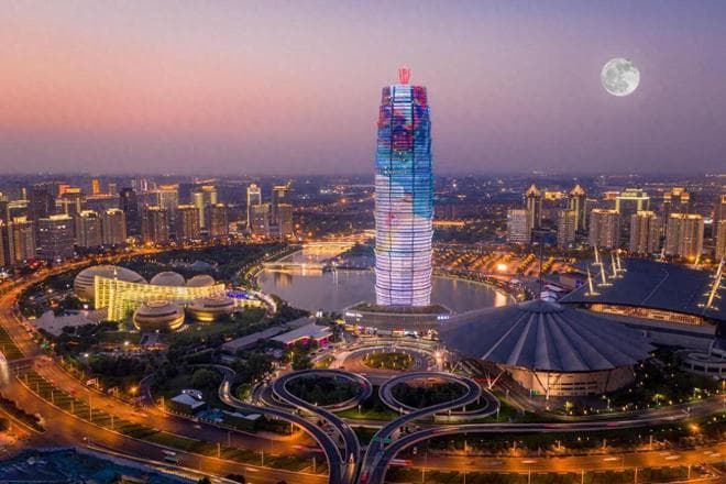 2024年重庆市各项经济数据公布，GDP同比增长5.7%，汽车产量增长9.4%