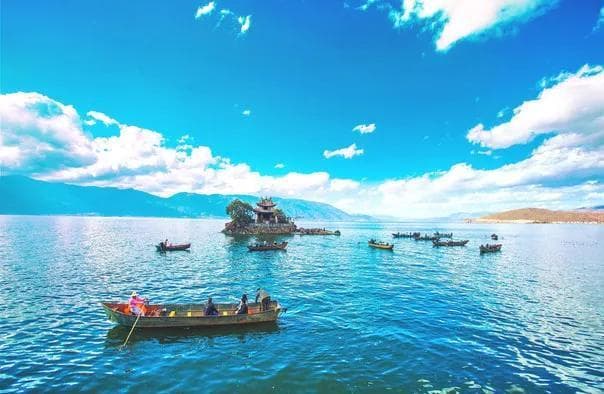 大理洱海游船攻略：码头地址、游船路线、价格表全解析