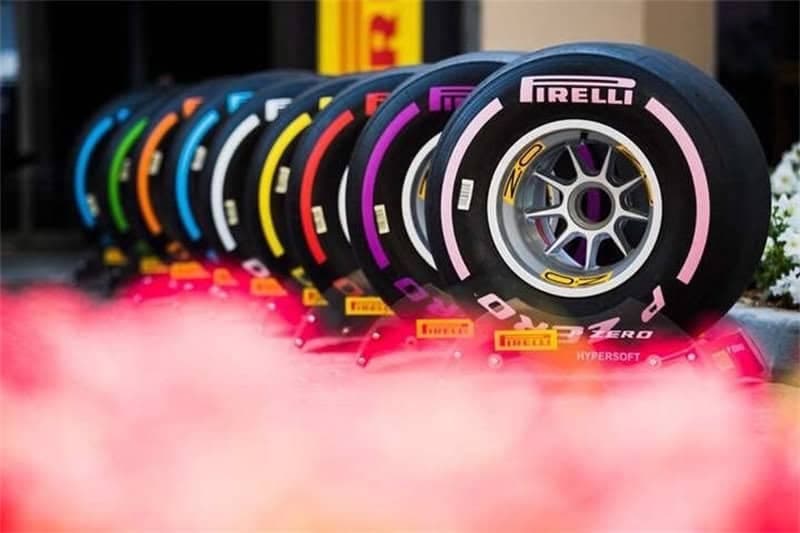 为什么在F1比赛中，干胎需要进行更换，但配方更软的雨胎却不受限制