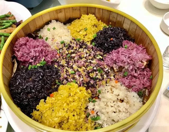贵州五彩糯米饭：一道承载千年文化的美食
