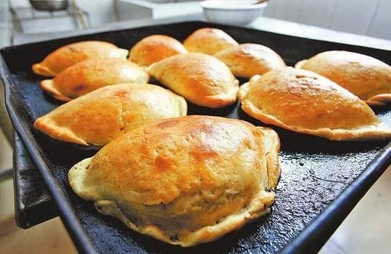 来河南 总有一款美食适合你︱平顶山：矿井里诞生的非遗火烧