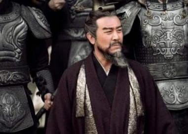 西周政治统治的核心是嫡长子继统法，周幽王废嫡立庶带来了怎样的冲击？