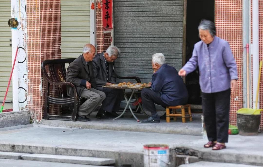 如果一辈子不抽烟、不喝酒，会不会活得更久？医生说了心里话