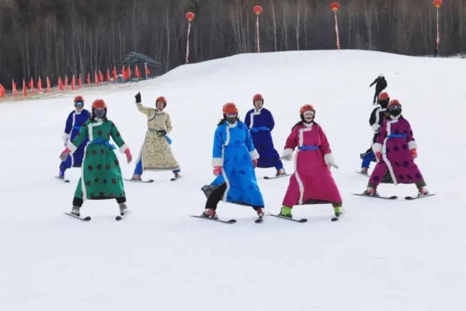 冰雪赛事燃爆激情，阿尔山掀起大众滑雪热潮！