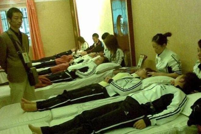 足浴技师问"之前来过吗"？背后暗藏玄机