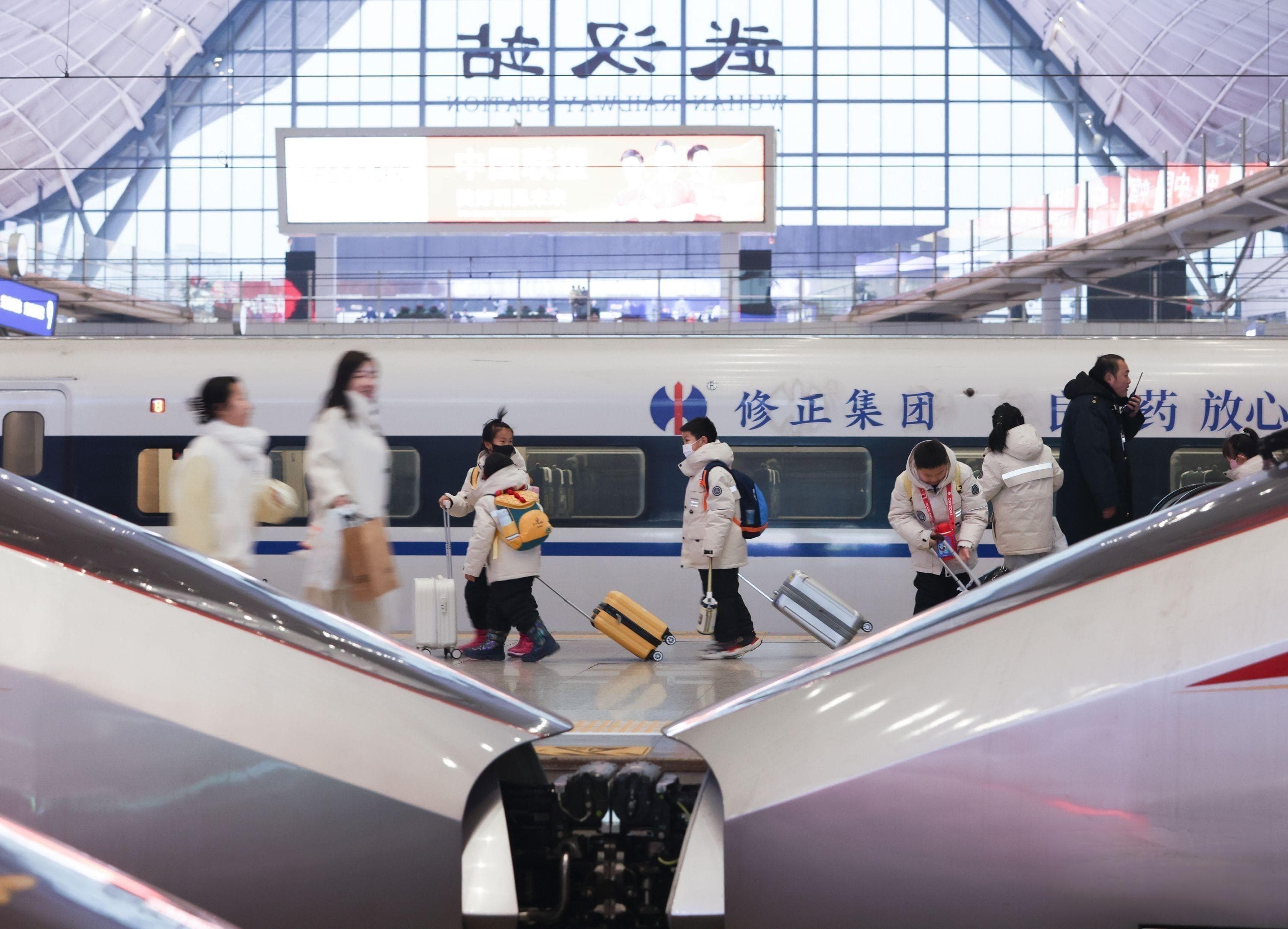 串起10个城市，“武汉⇆武汉”环线高铁来了