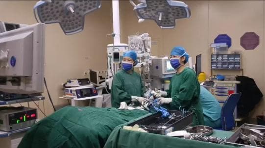 经脐单孔腹腔镜手术升级！让女性患者术后"无忧炫腹"