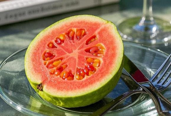 芭乐怎么吃？4种创意吃法，解锁番石榴的美味新境界