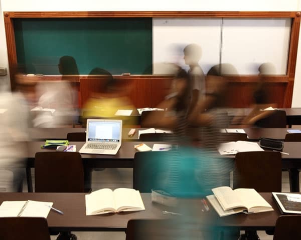 什么是翻转教室？一种颠覆传统教学模式的创新理念