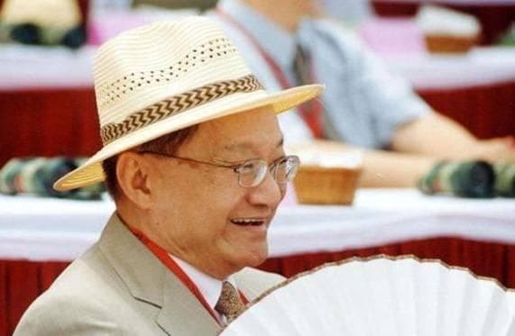 金庸小说为何总是"反清复明"？从家族史看其创作动机