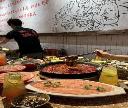 市井又接地气 真伙社区火锅成为年轻人的心头好