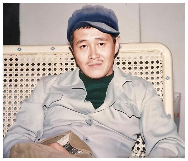 从“东北癞皮狗”到喜剧泰斗：赵本山的传奇人生