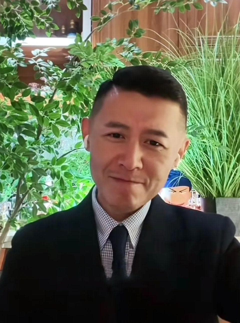 一夜之间口碑逆转，直播成了翻红新途径？