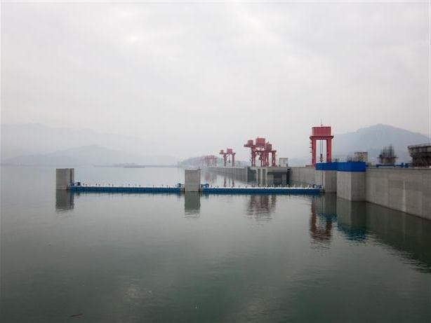 湖北三峡大坝景点介绍