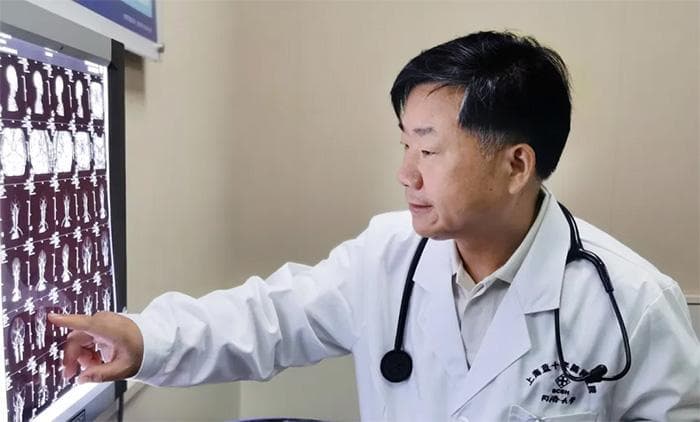 肉毒素治疗，为脑卒中后肢体痉挛患者带来康复希望