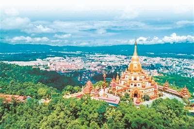 "平替旅行"走红：人少景美路更近，小众目的地成新宠