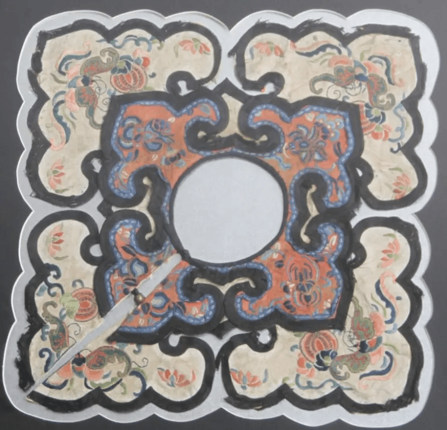 巴人云课堂丨跟着李子柒看非遗系列之蜀绣，揭开始于针尖的千年史～