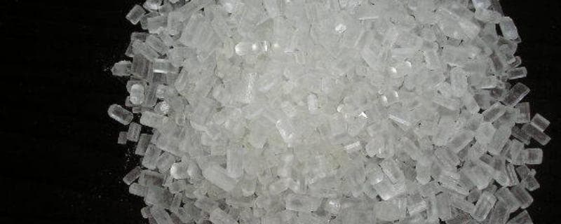 大苏打和小苏打的区别，化学性能不同