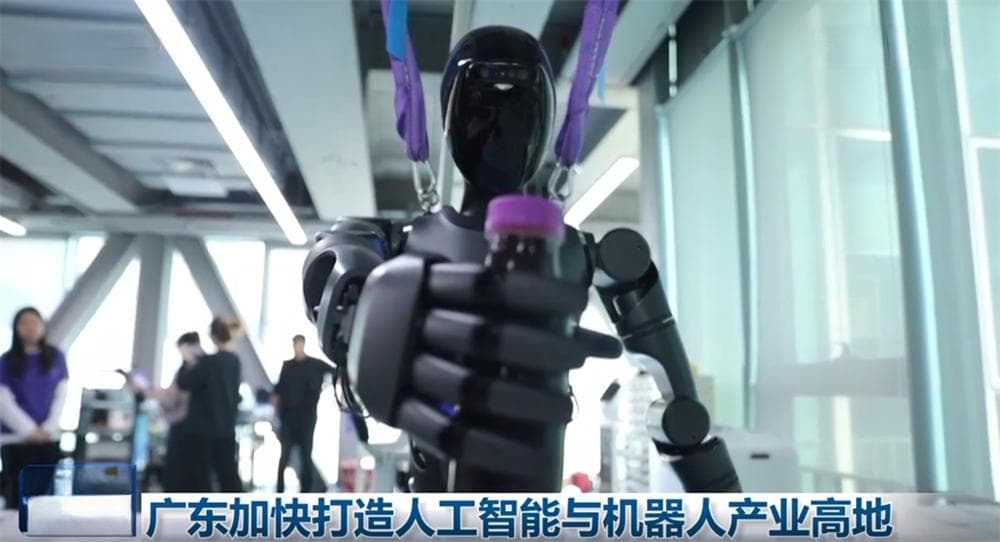 “新”潮澎湃“智”造未来 各行业发展“多点开花”复苏步伐坚定