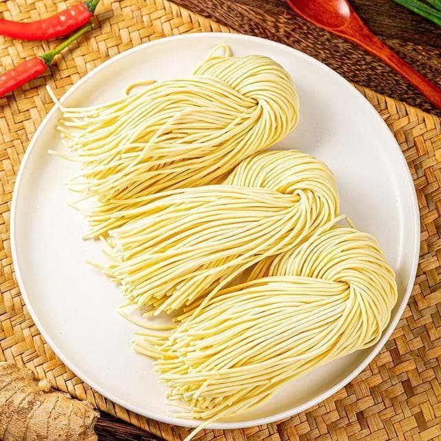 碱水面和普通面条区别，口感、风味与烹饪秘诀大比拼