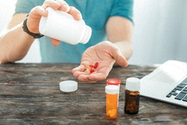 五大膳食补充剂服用秘籍：找准黄金时间，让营养加倍，风险减半