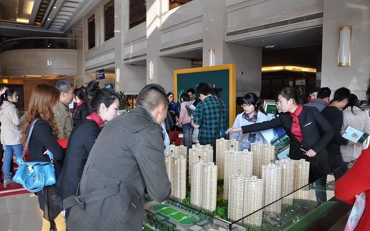 房产证到手后，“这2件事”要尽早办理？否则房子真不一定是你的