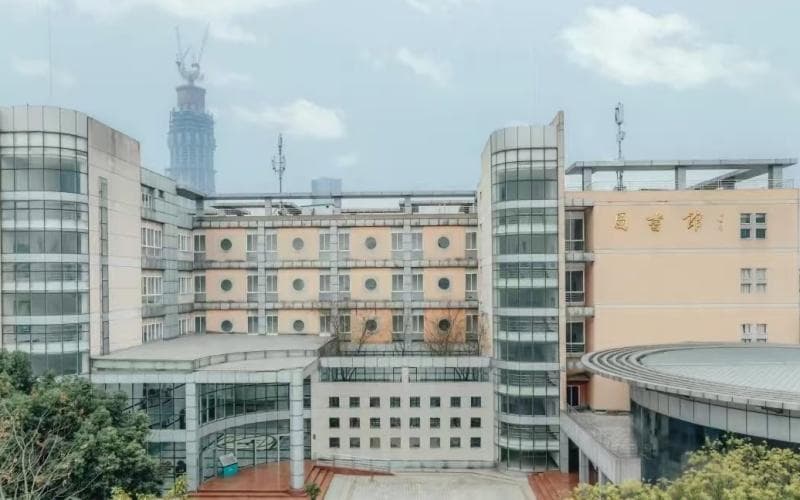 四川城市技师学院就业情况分析：培养未来精英，开启职场新篇章