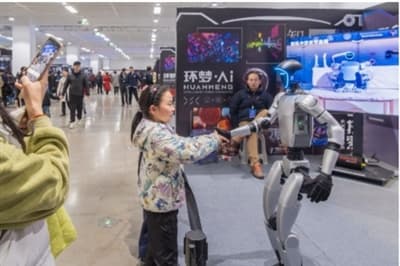 首入《政府工作报告》，具身智能何以竞速未来