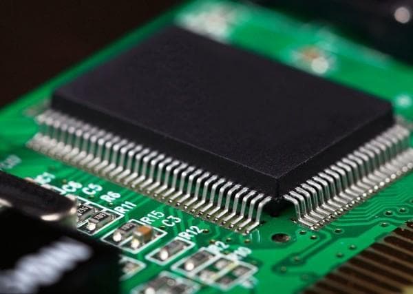 设计优质太阳能控制器PCB板，需关注这5大要素