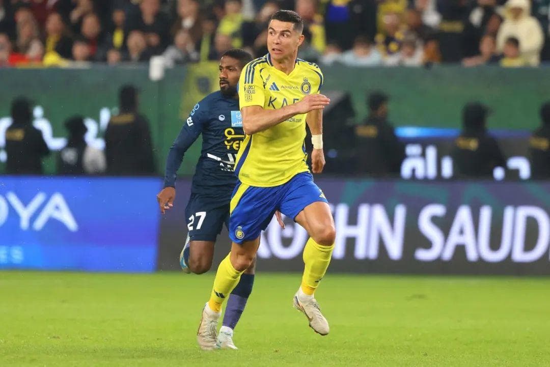 C罗即将完成续约！目标联赛冠军和2026世界杯！