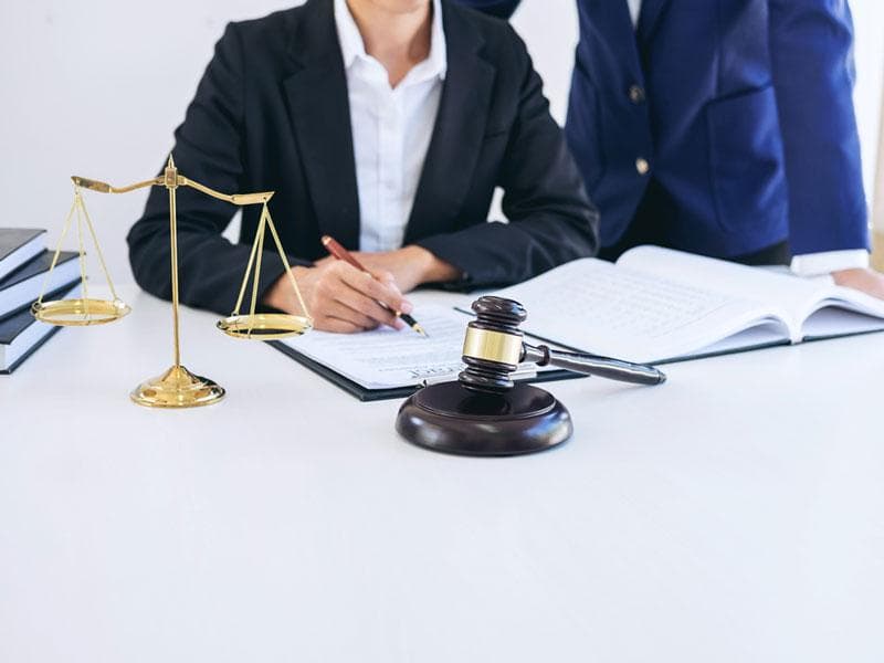 上海房产纠纷律师解读：业主因特殊情况能否减免物业费用