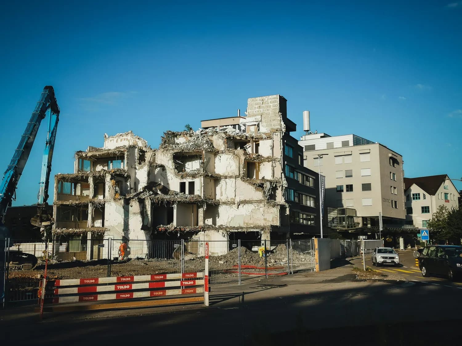 牡丹江严查违章建筑：维护规划秩序，守护城市未来