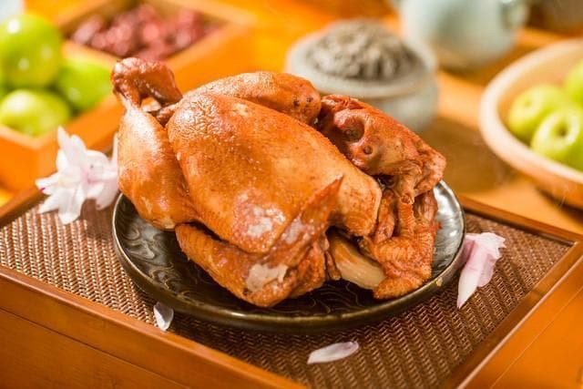 隔夜烧鸡回春术：三招让你的剩菜重获新生