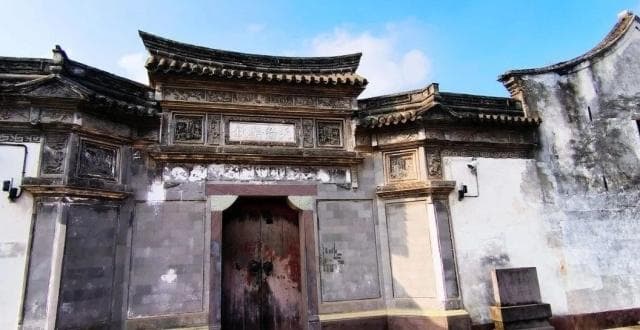 宁波这座民国老宅，中西合璧，庭院幽深，主人是叱咤上海滩的“阿德哥”