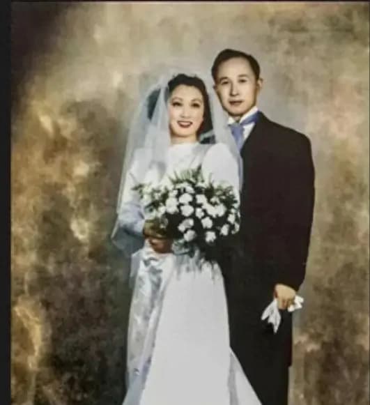 1947年，蒋英和钱学森的合影，气质优雅，难得一见！