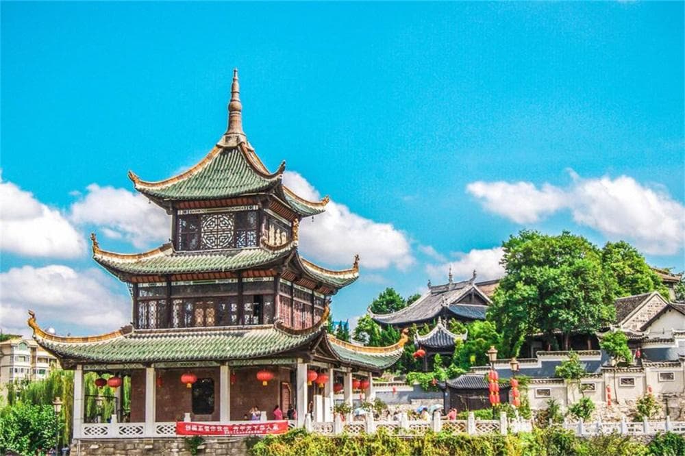 贵州的10大美食，黔味让人一口就“上头”，吃过了才算没白来