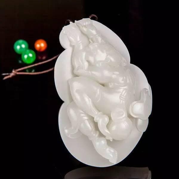 羊脂白玉并非全白，这些鉴定要点你都了解吗？