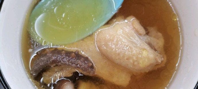 土茯苓炖鸡汤：经典养生汤品的制作方法与功效全解