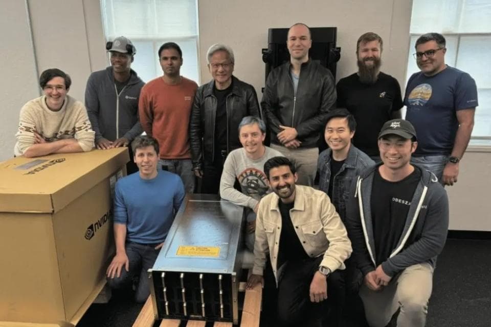 英伟达黄仁勋：从台南少年到全球最富有的华人企业家