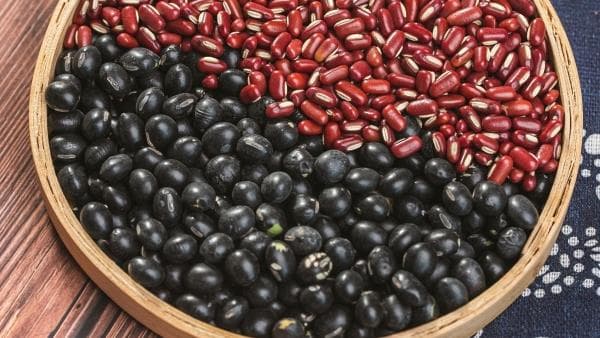 黑豆红枣的功效与禁忌：补血养颜、增强免疫力的最佳搭配