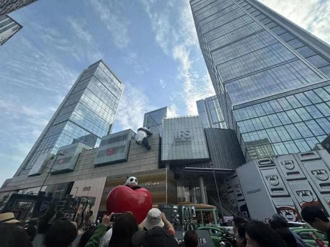 热卖33万套后，成都楼市持续火爆
