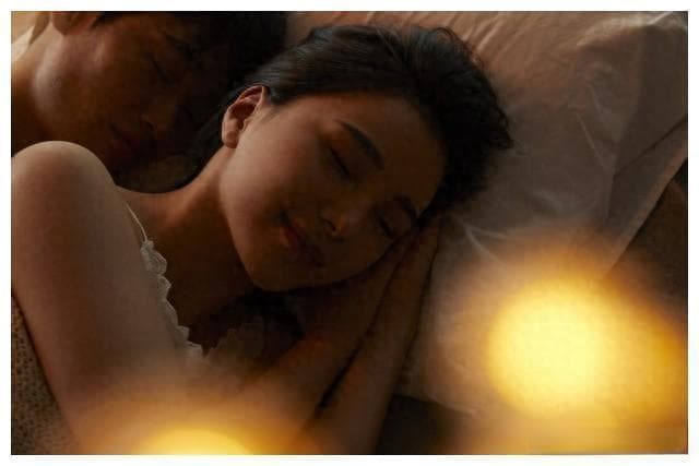 有一种撒娇，是男人“超级”想你的信号