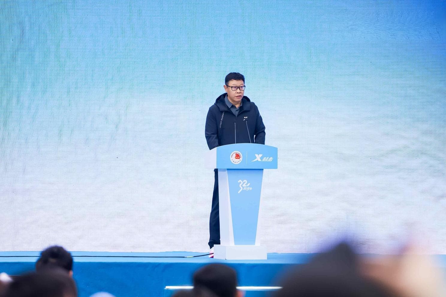 把一场跑步节变成体测备考课，中国马拉松瞄准年轻人