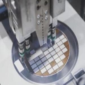 光刻机关键性能解析：提高集成电路制造精度