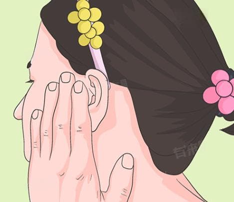 耳朵里长了个痘痘似的包是怎么回事