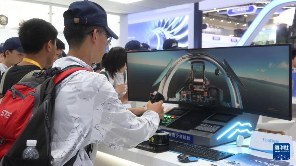 从中国航展看新时代海军航空兵建设发展成就