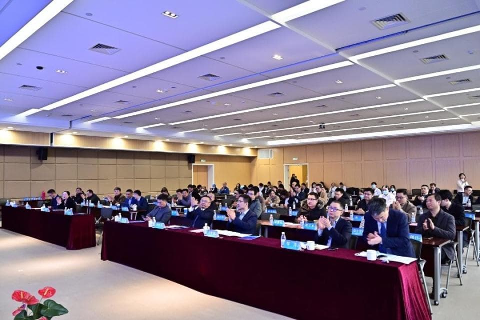 湖州骨关节病学术大会聚焦AI与机器人，引领骨科微创精准化未来